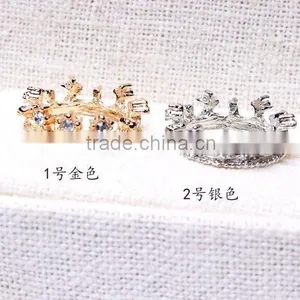 Korea Fashionable Crystal Small Crown Diamante Rings thumbnail-2