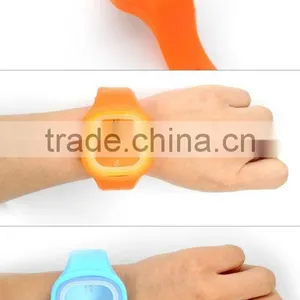 Sports New Design Cheap Silicone Wristwatches in Bulk Silicone Bracelet Watch Water Resistant thumbnail-1
