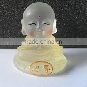 Clear Resin Figurine Decoration thumbnail-5