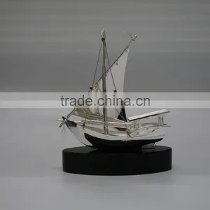 Noble Customized Made Silver Crystal Arab Dhow MODEL For Office Decoration And Islamic Souvenirs Gifts thumbnail-2