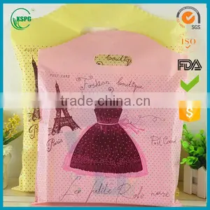 Customized Printing Handle Die Cut Plastic pe Shopping Bag thumbnail-3