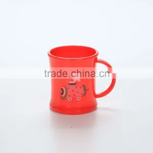 Reusable Hot Sell Cartoon Red Plastic Cups With Lid and Handle thumbnail-3