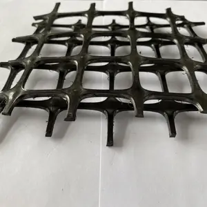Black Plastic Mesh Fencing Farm Breeding Plastic Flat Net Greenhouse Breeding For Chicken Cage thumbnail-1