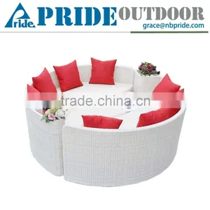 Round Shaped Rattan Outdoor Furniture Personality Leisure Big Round Garden Rattan Furniture thumbnail-1