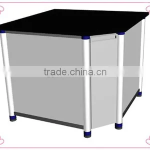 Standard Lab Corner Table thumbnail-3