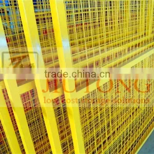 Galvanized Diamond Wire Mesh Storage Fence thumbnail-2