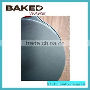 Checkerboard Cake Pan Baking Pan With Silicone Handle thumbnail-6