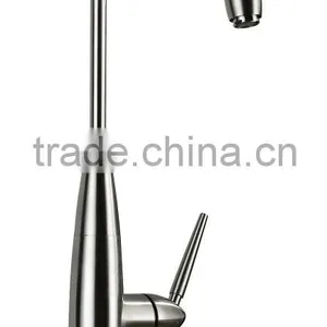 Brass Single Hole Pull Out Kitchen Faucet thumbnail-1