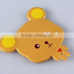 Cartoon Bear Shaped Printed Plastic Sliding Cover Mirror thumbnail-2