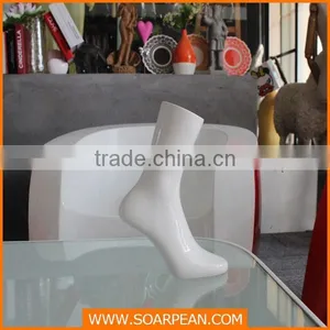 Fashional High Glossy Fiberglass Sex Mannequin Leg thumbnail-2