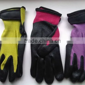 Sunnyhope Nitrile Exam Gloves,nitrile Foam Sandy Gloves thumbnail-1