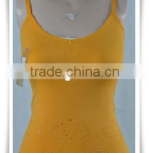 Fashionable Ladies' Singlet thumbnail-1