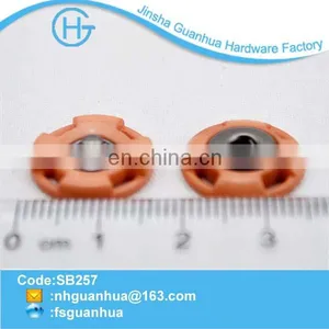 Metal and Plastic Sewing Buttons thumbnail-1