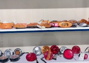 Hot Selling Auto Body Parts Bus Parts Accessories Coach Body Kits Electrical Parts Bus Side Marker Lamp thumbnail-6