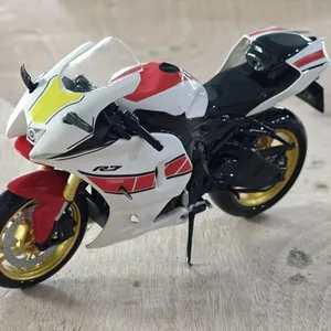 Yamaha Motorcycle Model Manufacturer thumbnail-2