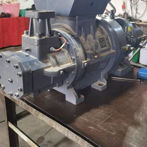 Maintenance for High Noise of Dunham-bush 1215nhf6x6k, Including Replacement of the Main Board of Futian Unit, Repair for Water Ingress in the Motor thumbnail-2