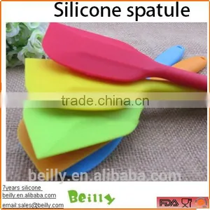 Heat Resistant Scraper Silicone Spatula Baking Tool thumbnail-1