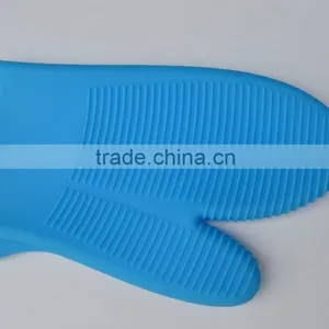2016 Silicone Cooking Gloves - Heat Resistant Oven Mitt for Grilling, BBQ, Kitchen thumbnail-2
