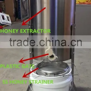 New Style Adjustable 4 Frames Manual Honey Extractor thumbnail-1