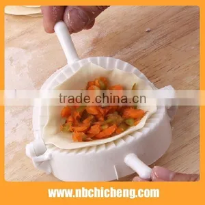 Plastic Home Dumpling Maker / Dumpling Press thumbnail-1