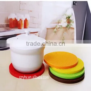 Hot Sale FDA and LFGB Food Grade Colorful Square Shape Silicone Table Mat & Silicone Placemat thumbnail-1