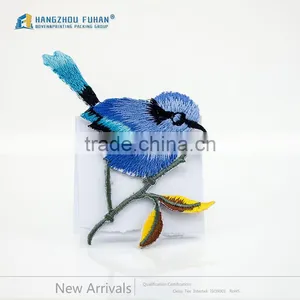 Fashional Logo in Garment Backside Bird Embroidery Label thumbnail-1
