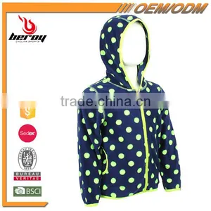 Custom Children Winter Coat With Hoodie for Wholesale Kids Wear China thumbnail-2