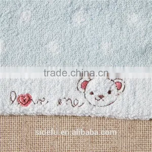 Wholesale Super Soft Home Textile & Hotel Use Yarn Dyed Kids Cartoon Bath Towel thumbnail-3
