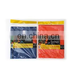 Customized Colorful Disposable no Woven / PP Table Cloth Free Size for House Hold Use or Restaurant thumbnail-1