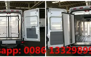 Good Price IVECO Brand 4*2 Refrigerated Minivan Car for Sale, thumbnail-4