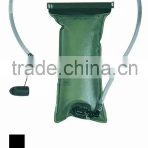 Solar Hydration Water Bladder Reservoir thumbnail-1