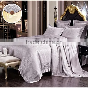 High Quality Colorful Jacquard 4-piece Bedding Set,100% Silk thumbnail-1