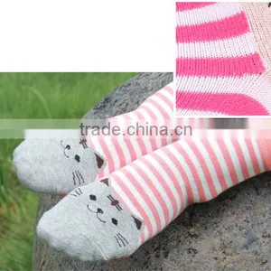 Wholesale Fashion Cat Cartoon Tube Stripe Sock thumbnail-6