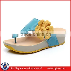 Women's Mid Height Wedge Platform Flip Flops Thong Sandals/Slippers With Flower Quality Choice thumbnail-1