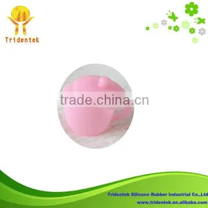 The Wold Most Lovely Kids Silicone Water Cup thumbnail-1
