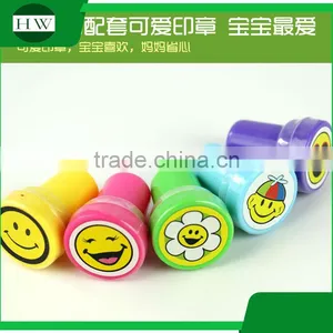 Self Inking Plastic Round Christmas Cute Set Kids Toy Stamps thumbnail-3