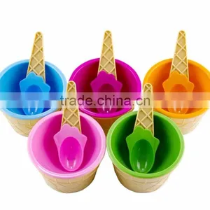 Set of 4pc Plastic Ice Cream Serving Bowls With Spoons thumbnail-3