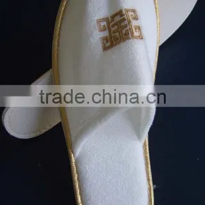 Hotel Slipper With Embroideried Customized Logo thumbnail-1