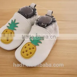 New Design Girl Boy Kids Leather Baby Shoes Soft Sole thumbnail-3
