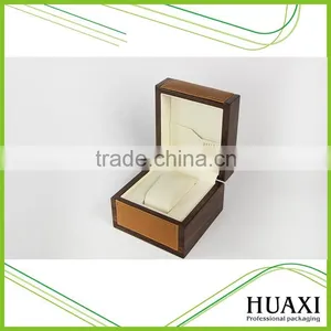 Glossy Wooden Storage Box Gift Wrist Watch Storage Box With PU Inside thumbnail-5
