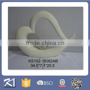 New Style White Porcelain Heart Figurine Home Decoration thumbnail-3