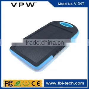 Portable Waterproof Real Capacity 8000mAh Solar Power Bank thumbnail-2
