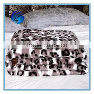 Super Soft Leopard Flannel Fleece Blanket thumbnail-6