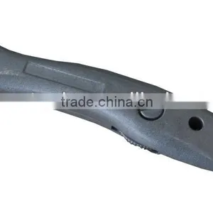 Heavy Duty Carpet Knife thumbnail-1