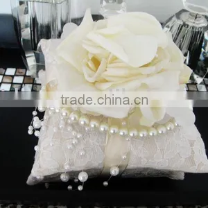 Ring Cushion thumbnail-1