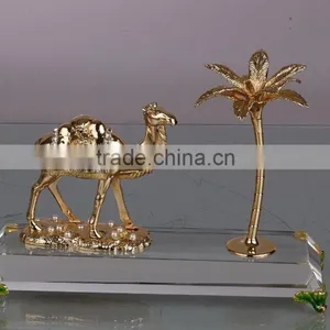 NEW Style High Quality Beautiful 24k Gold Plated Camel and Coconut Tree Model With Crystal Base thumbnail-1