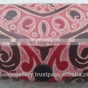 Embossed Leather Lipstick Cosmetic Mirror Case Manufacturer Exporter thumbnail-3