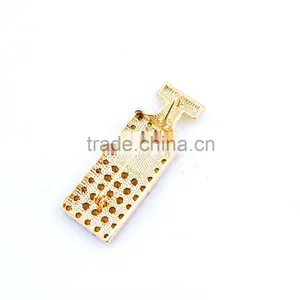 Delicate High Quality Perfume Bottle Brooch Diamond Brooch thumbnail-4