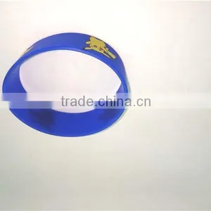 Brand New Blue Waterproof Wirstband Cartoon Silicone Bracelet Circle thumbnail-5