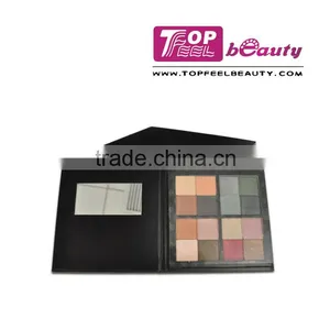 Multi Color Essencial Eyeshadow in Paper Box thumbnail-1
